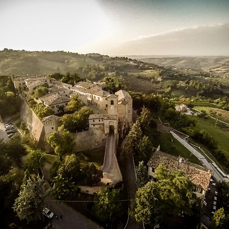 Castello Di Montegridolfo Spa Resort Exterior foto